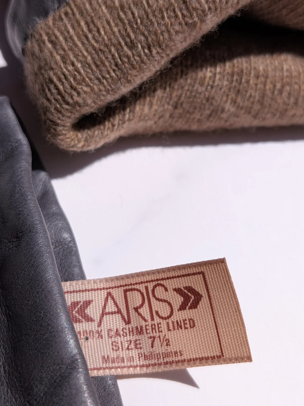 Grey Leather Gloves Old Money Dark Academia Classic Minimalist Cashmere Lining